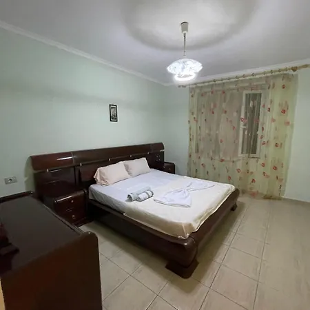 Aza Apartman *